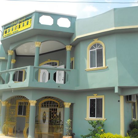 Hotel Tropik Leadonna Montego Bay Buitenkant foto