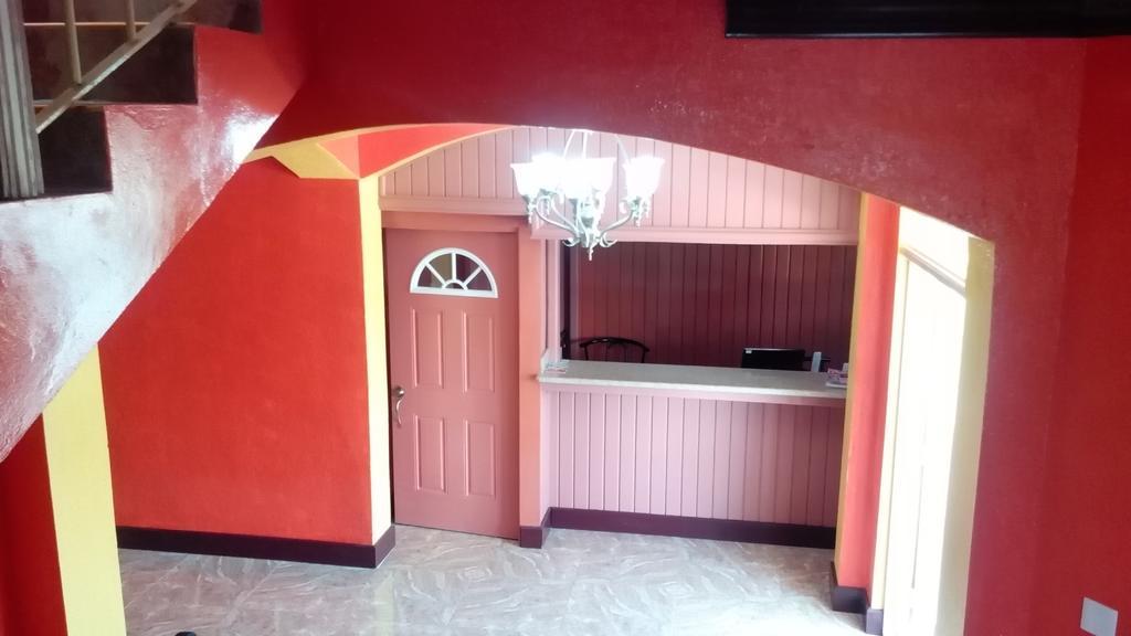 Hotel Tropik Leadonna Montego Bay Buitenkant foto