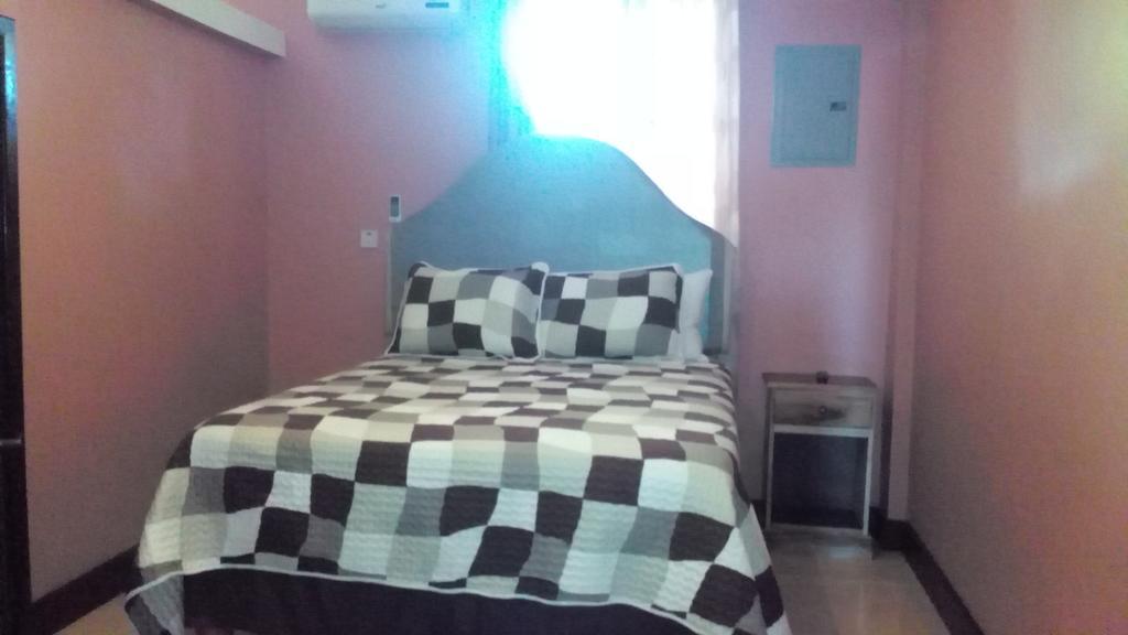 Hotel Tropik Leadonna Montego Bay Buitenkant foto