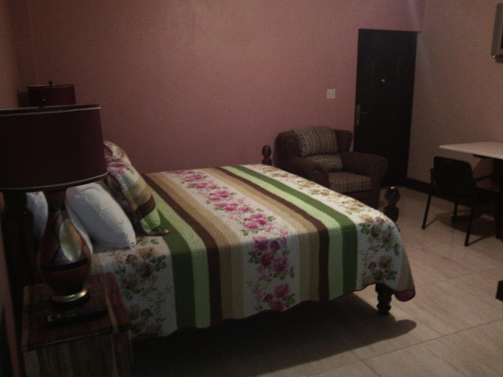 Hotel Tropik Leadonna Montego Bay Kamer foto